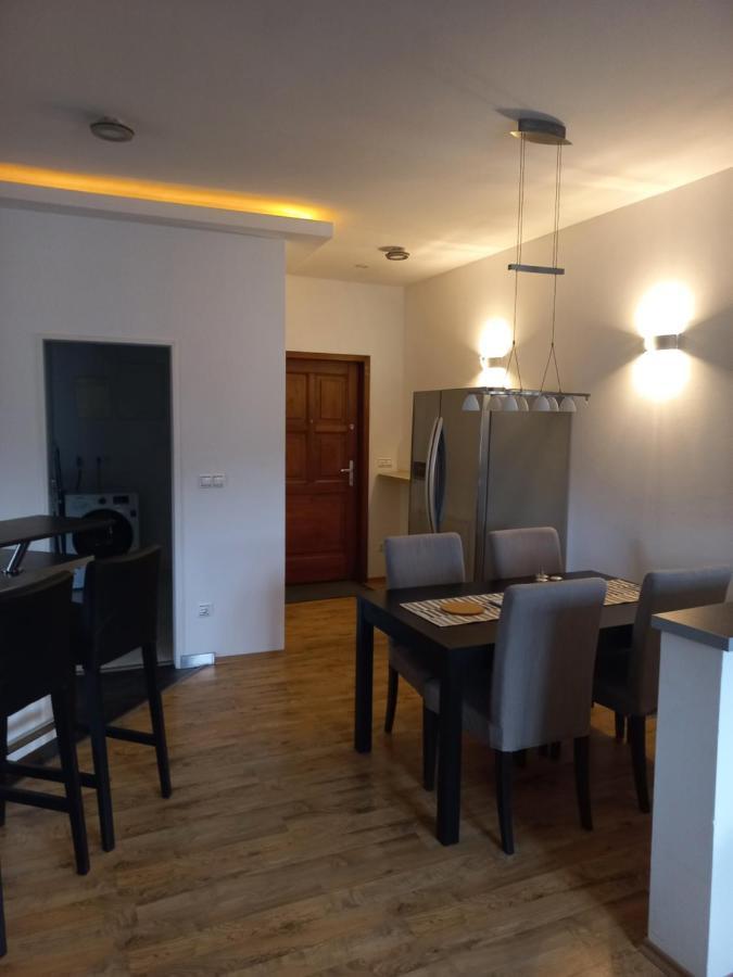 A-M Condominium Veszprém Eksteriør billede