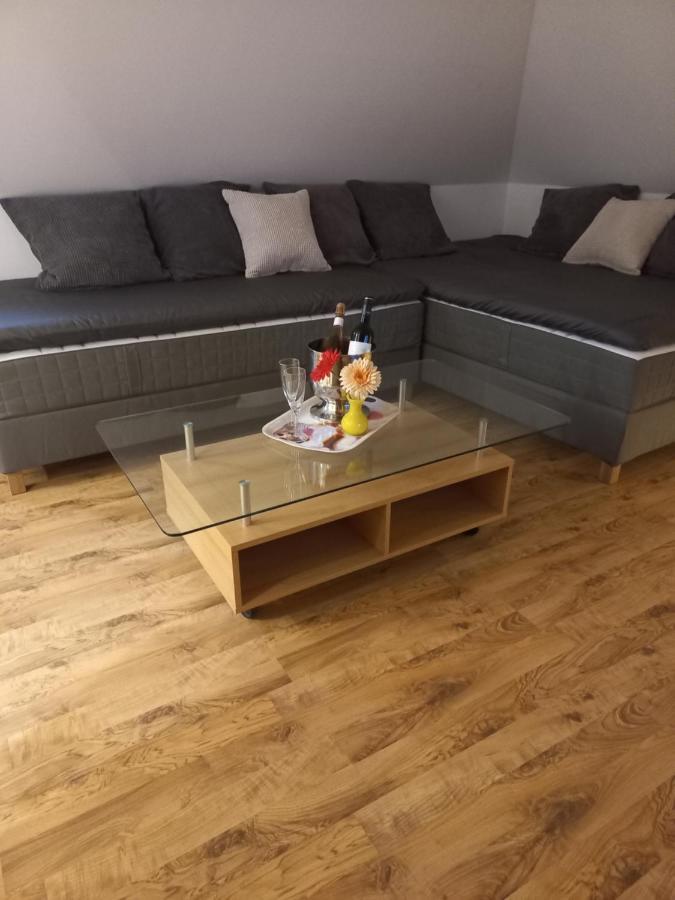 A-M Condominium Veszprém Eksteriør billede